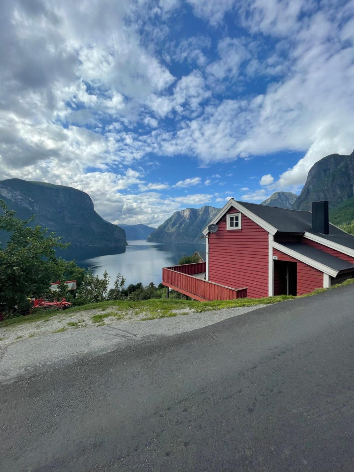 Kvam - Stegastein Lejlighed Aurland Eksteriør billede